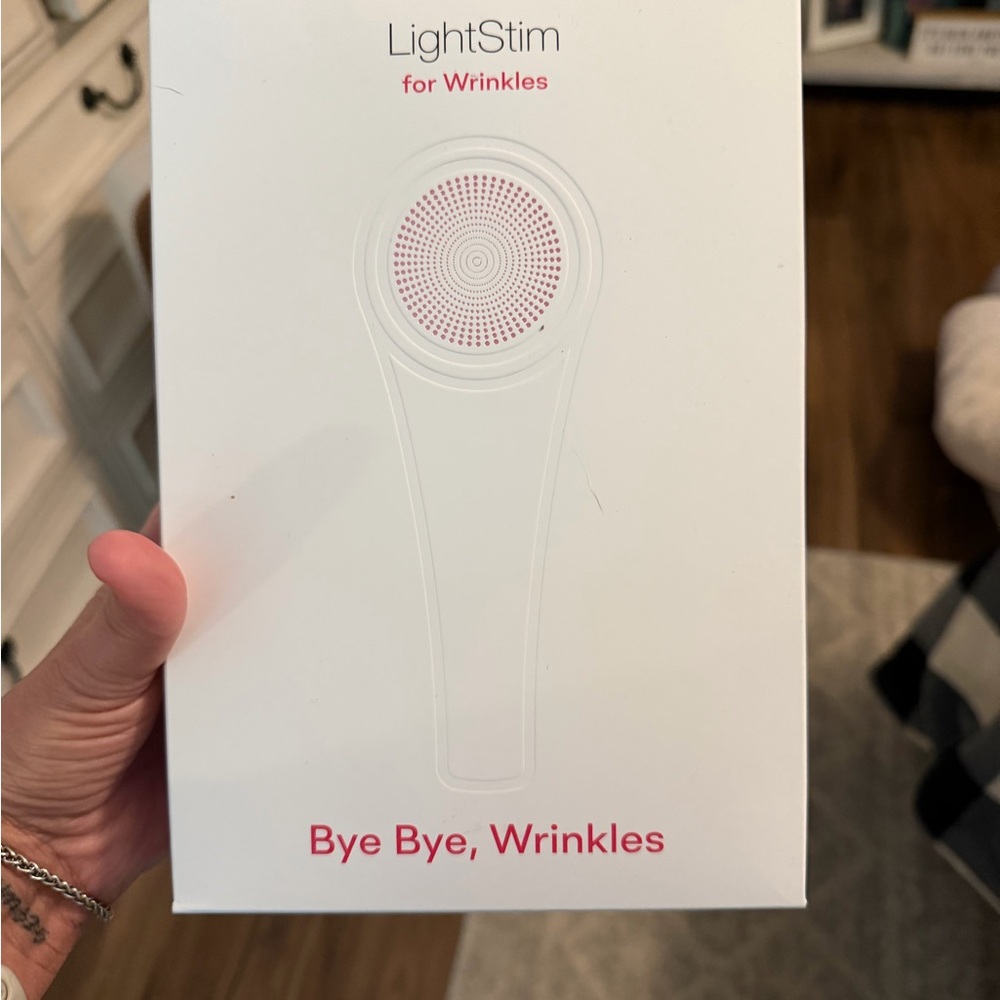 LightStim Anti-Wrinkle Device - White
